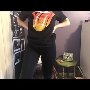 Black active leggings